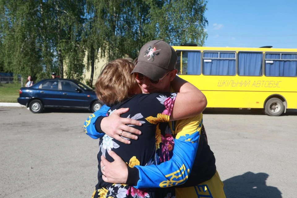 У селі Настасів на Тернопільщині зустріли двох братів, які повернулися з російського полону