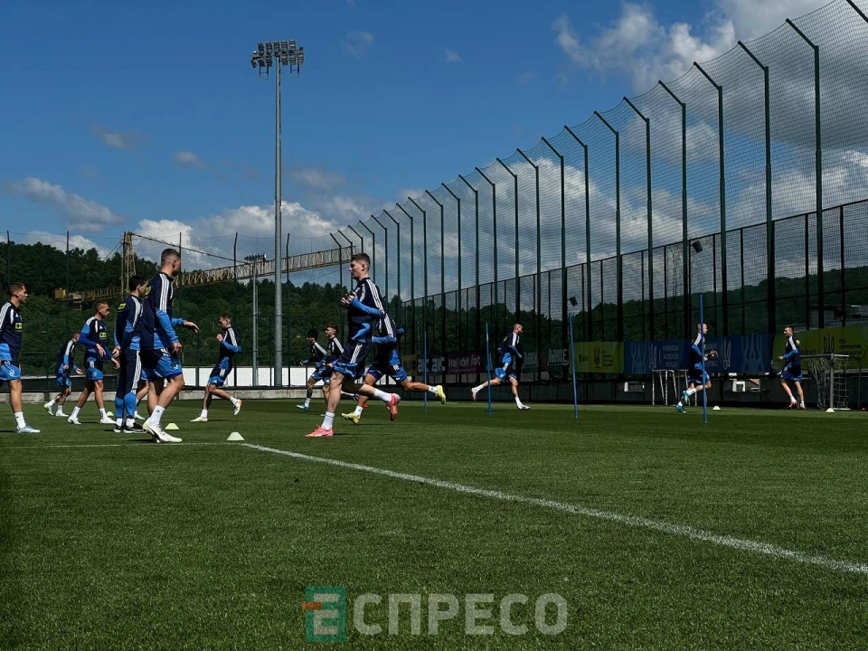 Збірна України з футболу провела у Львові тренування перед матчем із Польщею