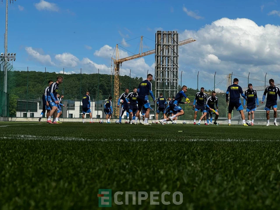 Збірна України з футболу провела у Львові тренування перед матчем із Польщею