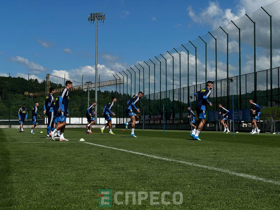 Збірна України з футболу провела у Львові тренування перед матчем із Польщею