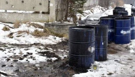 через витік нафти забруднено 1 600 кв. м землі