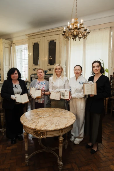 Національна бібліотека ім. Вернадського отримала унікальні стародруки 17-18 століть