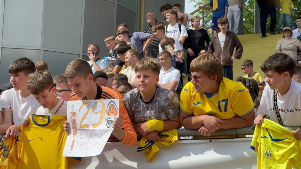 Збірна України з футболу