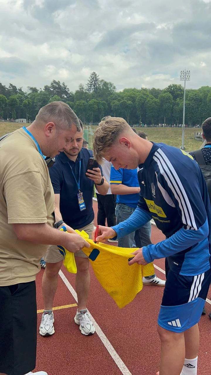Збірна України з футболу