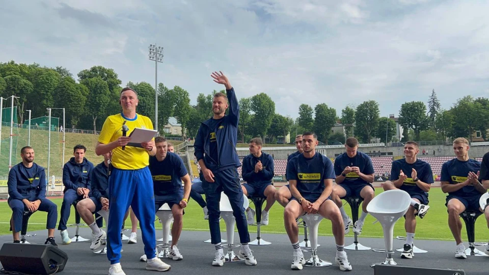 Збірна України з футболу