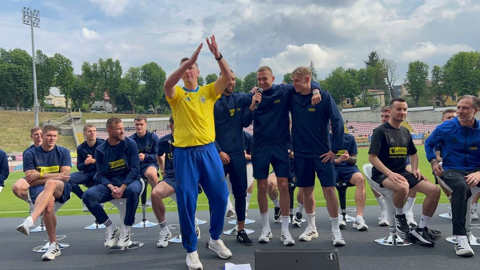 Збірна України з футболу