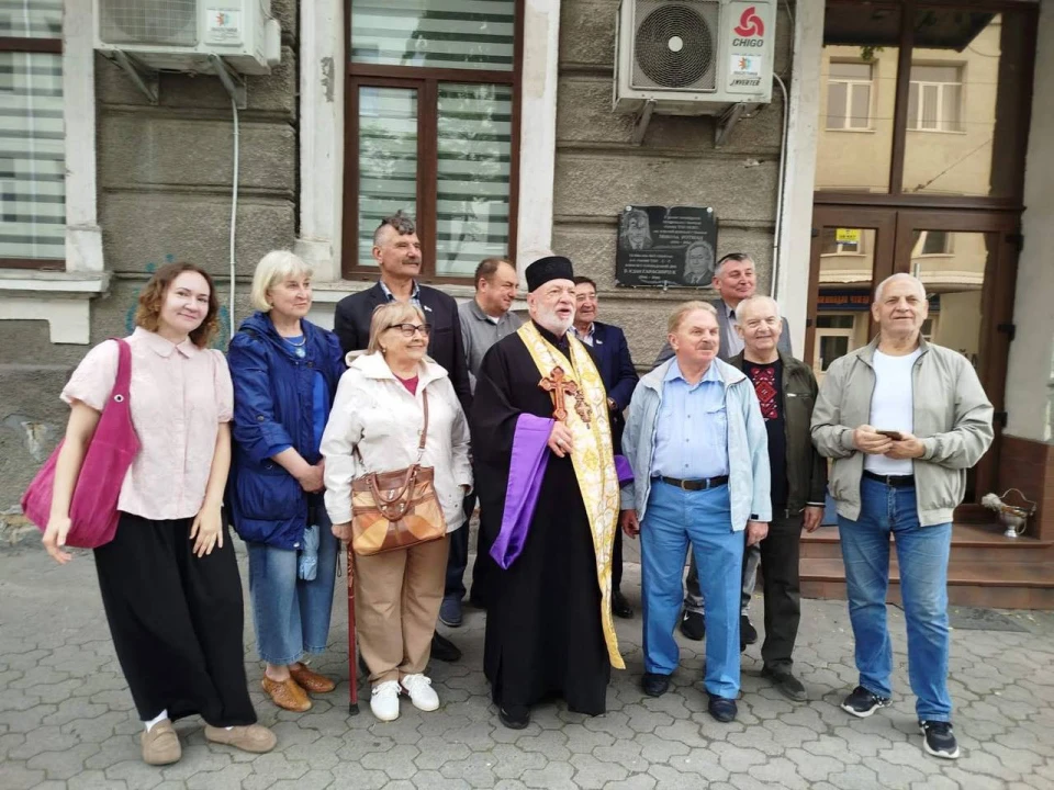 меморіальна дошка журналістам Миколі Ротману та Богдану Гарасимчуку