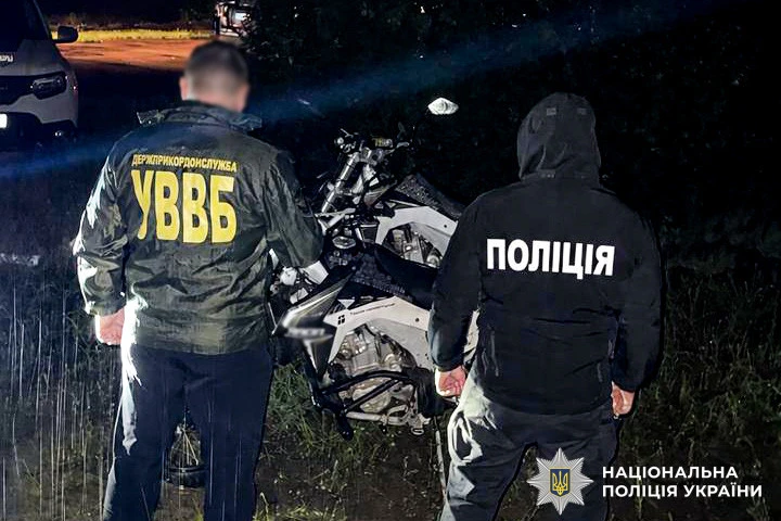 затримання 22-річного організатора незаконного переправлення чоловіків за кордон