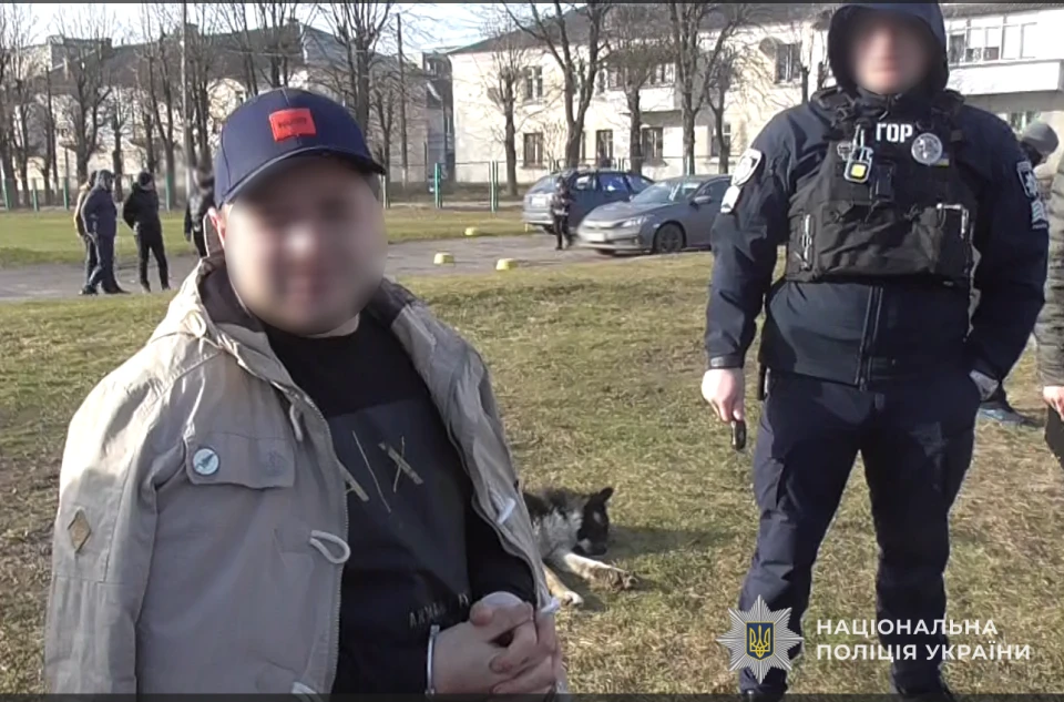 на Львівщині з автівок викрали понад 650 тисяч гривень