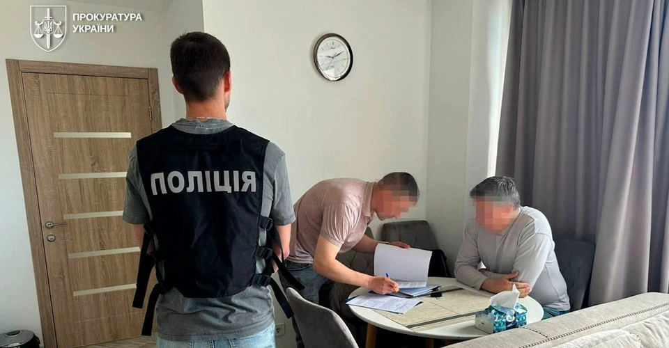 Ексміністру культури повідомили про підозру: його лист допоміг 8 військовозобов'язаним виїхати як "музикантам"