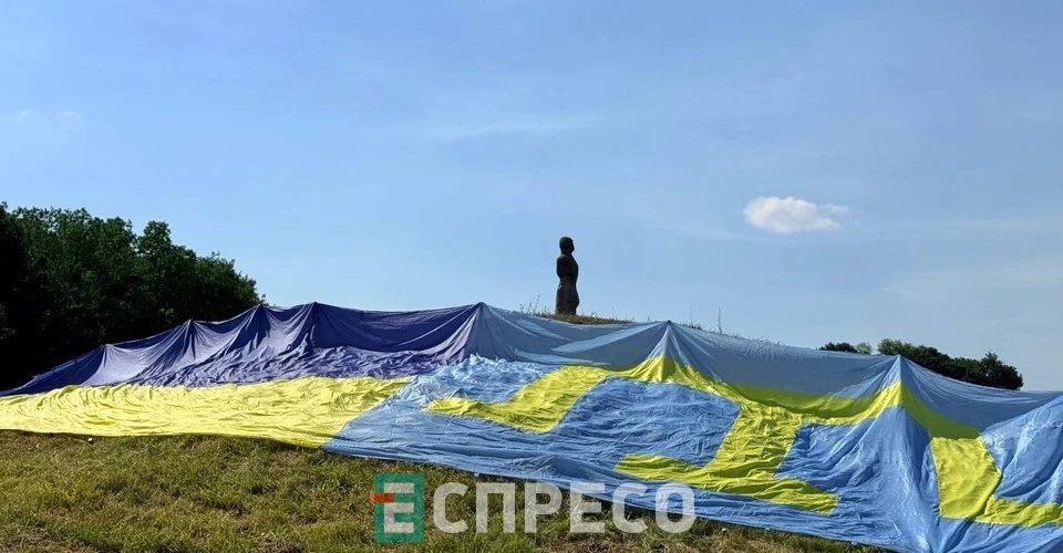 До Дня кримськотатарського прапора у Пирогові заклали першу садибу корінного народу Криму