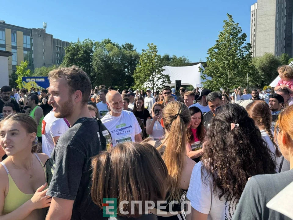 Понад 700 учасників та лекція владики Бориса: у Львові стартував другий Благодійний забіг УКУ