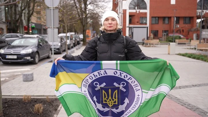 З полону одночасно повернулися батько й син з Хмельниччини, які обороняли Азовсталь