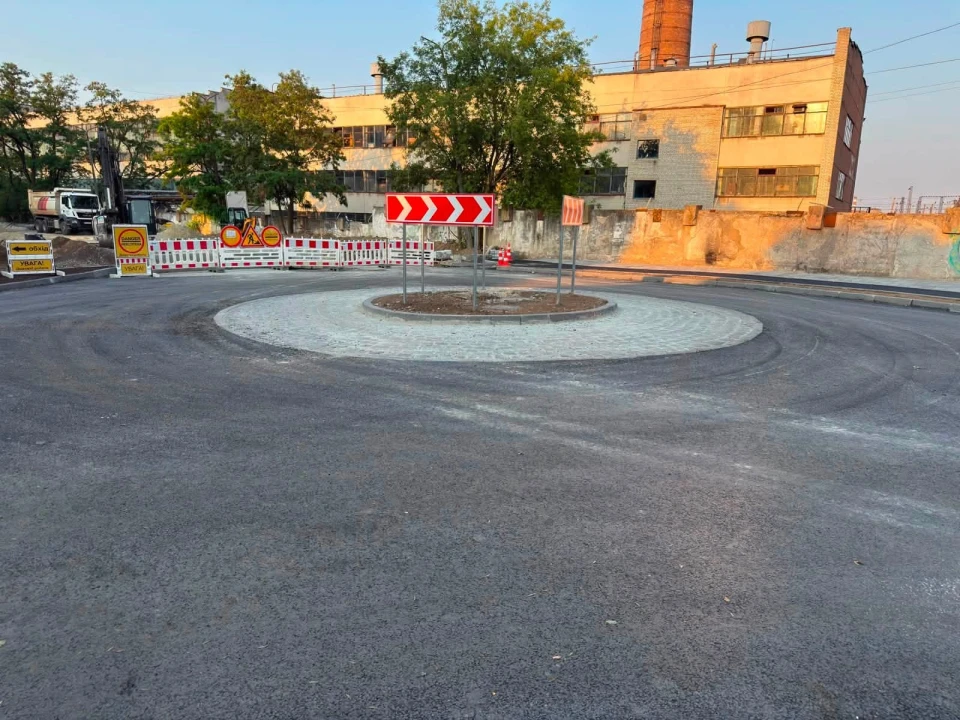 У Львові відкривають рух вулицею Залізничною, але роботи продовжуватимуться