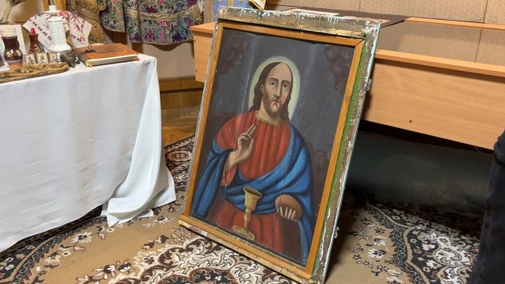 На Волині рентген допоміг виявити під іконою ХІХ століття образи XVII та XVIII століть