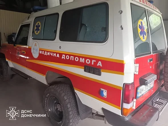 Наслідки російського удару по рятувальниках на Донеччині