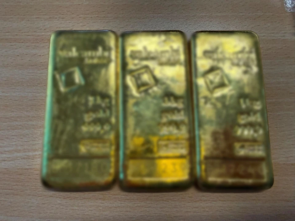 На кордоні з Польщею затримали українку з золотими злитками на 1,5 млн злотих