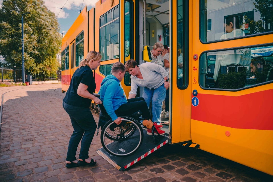 тренінги з безбар’єрності для водіїв трамваїв