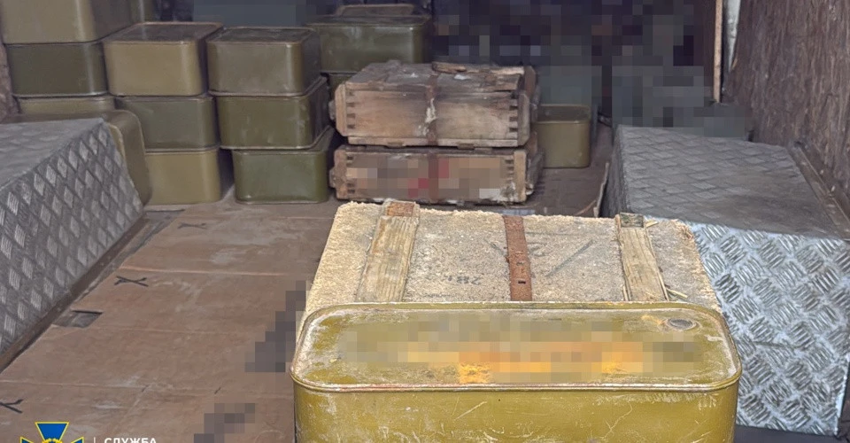 СБУ, ДБР і поліція викрили сім каналів нелегального продажу "трофейної" зброї з фронту в Україні