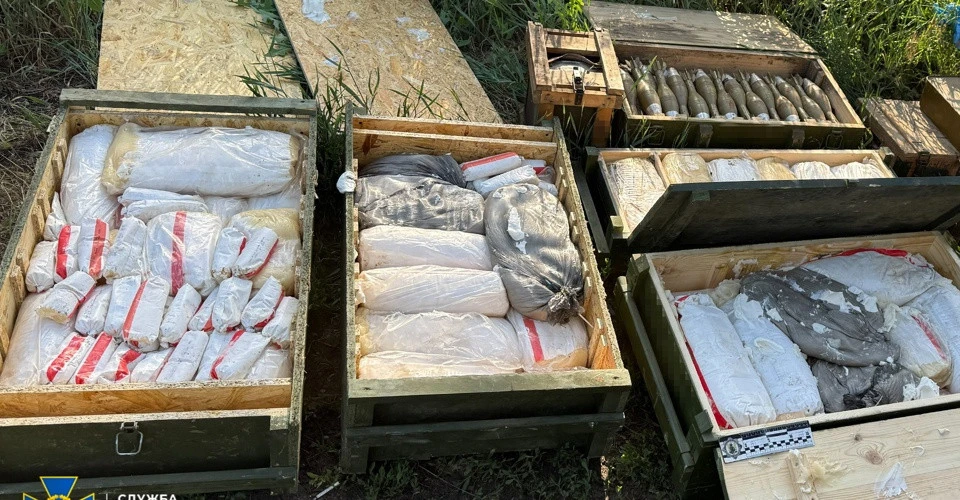 СБУ, ДБР і поліція викрили сім каналів нелегального продажу "трофейної" зброї з фронту в Україні