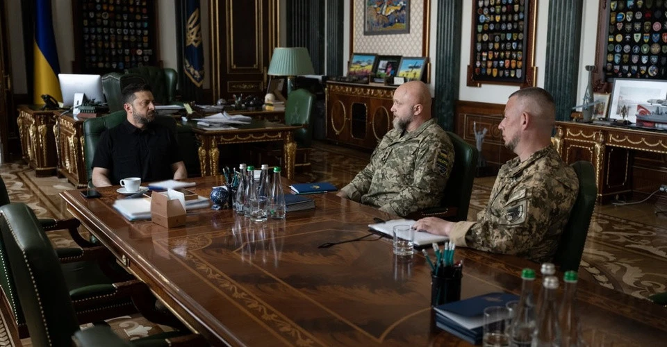 Зеленський обговорив ситуацію на фронті з Драпатим, Горбатюком і Апостолом