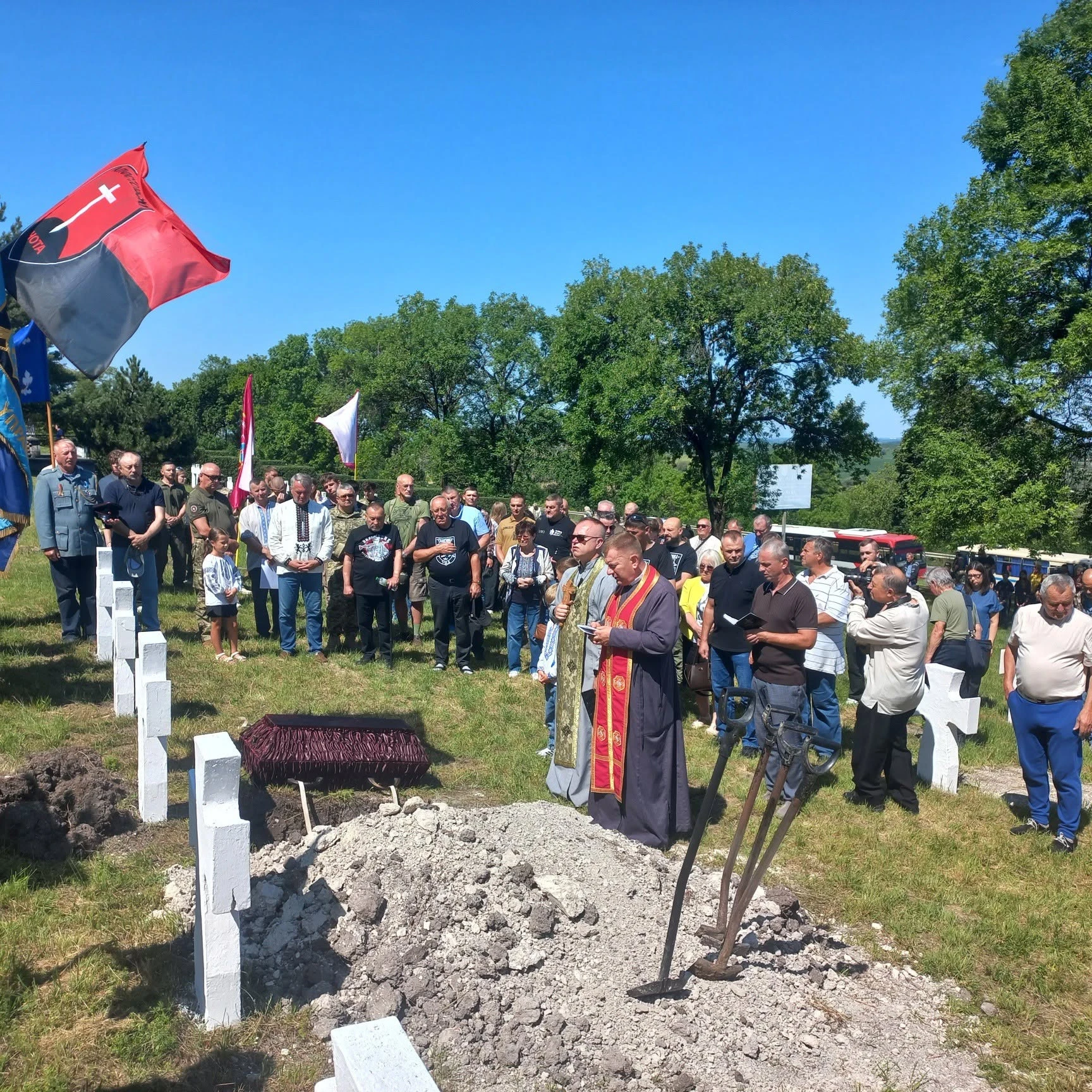 На Львівщині перепоховали двох воїнів дивізії "Галичина"