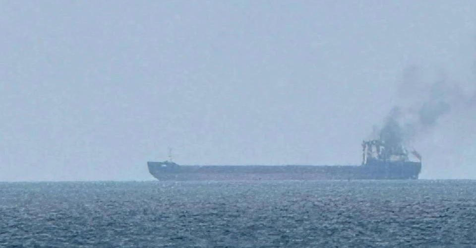 Дрони атакували узбережжя Чорного моря в Краснодарському краї: горять судна біля Новоросійська і Туапсе, у Геленджику — вибухи біля військової частини РФ