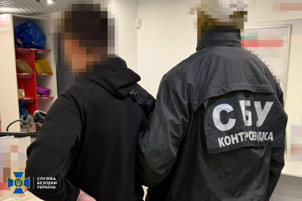СБУ затримала двох львів'ян, які зареєстрували для росіян 14 терміналів Старлінк