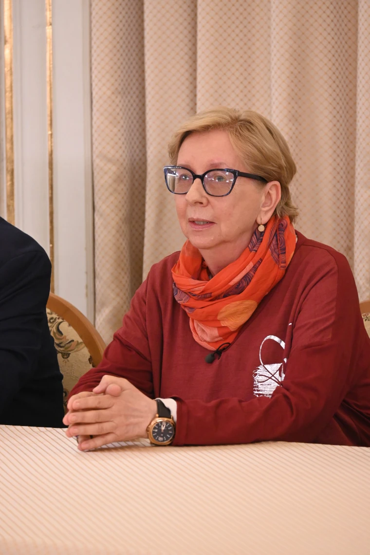 Ізабелла Хруслінська