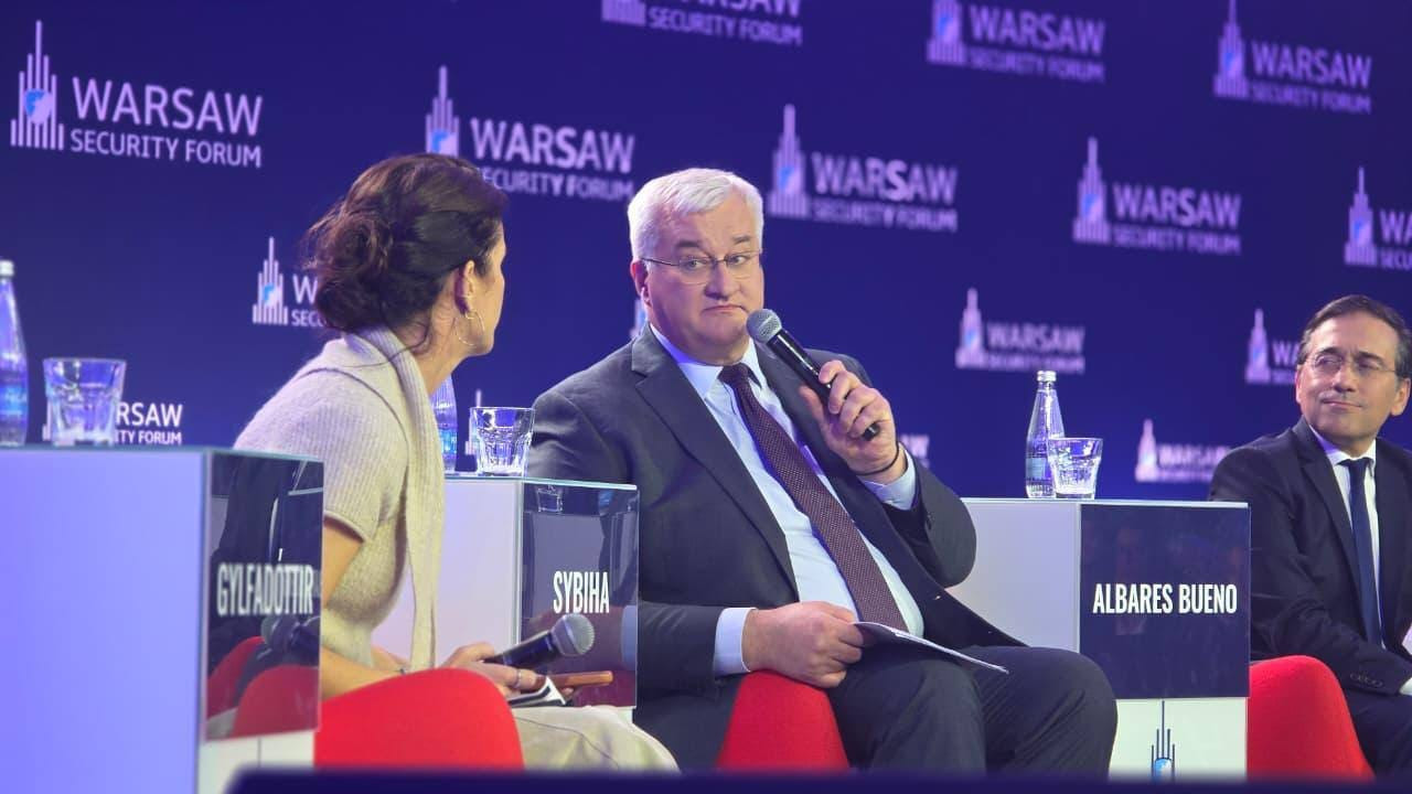 Сибіга: Менш за 2 роки Україна перейшла від "немає карт" до "не грайте вашими картами"